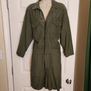 Green Utility Shorts Jumpsuit with 3/4 Length Sleeves and Shirt-Style Collar